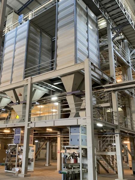 کارخانه تولید خوراک دام و طیور ساخت شرکت آسیاب - کاسپین طلایی چیکا